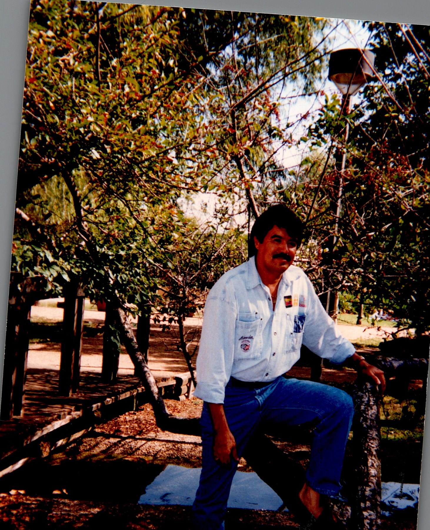 Obituary of Ruben Esquivel