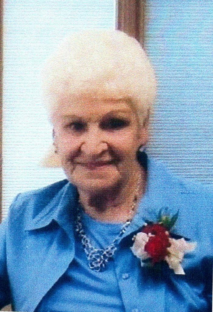 Obituario de Lois "Juanita" Douglas Welsh Snyder
