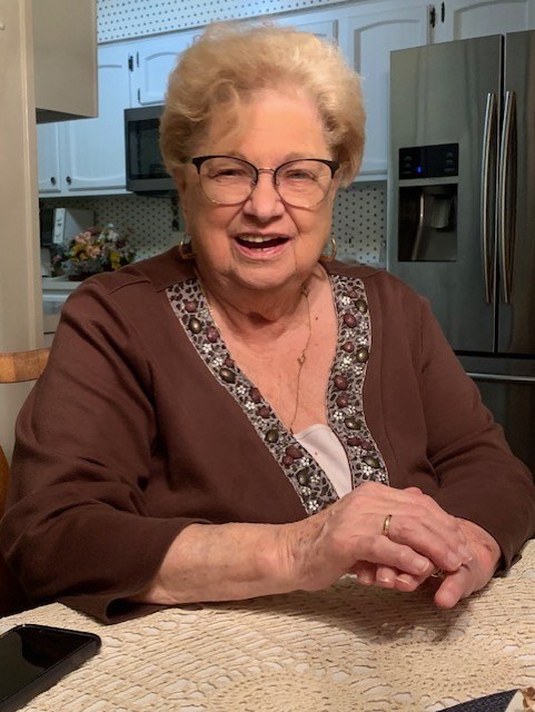 Obituary of Marta Lining