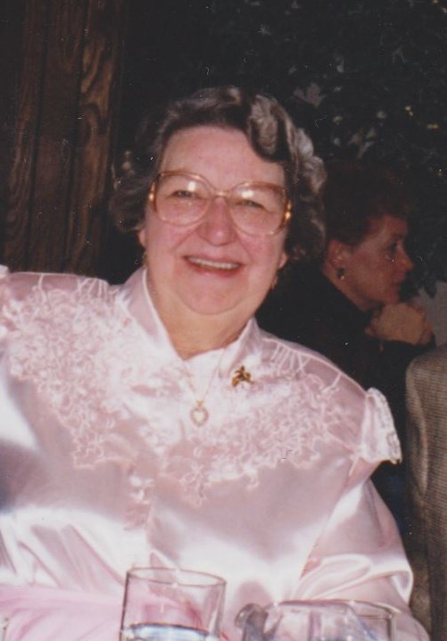 Obituary of Helen Bertha Ahillen