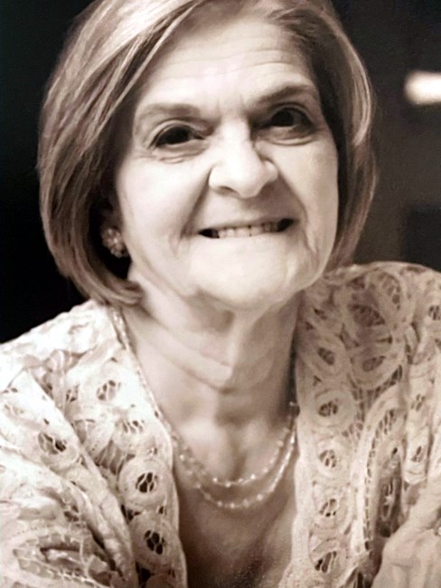 Obituary of M. Elaine Thompson