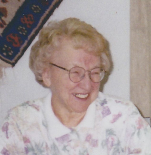 Obituary of Lorraine Simonson