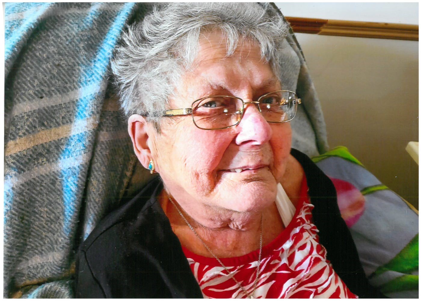 Obituary of Theresa "Elaine" Thibault