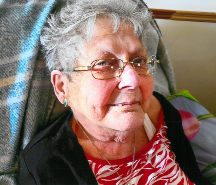 Obituary of Theresa "Elaine" Thibault