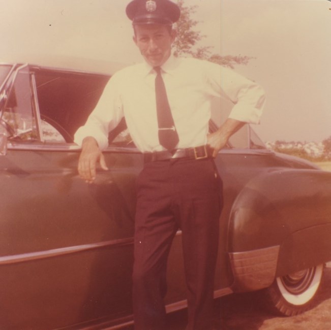 Obituary of Lester Martin