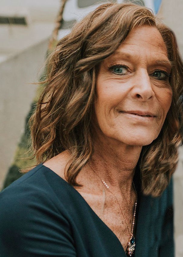 Obituary of Elizabeth "Beth" Rose Armstrong