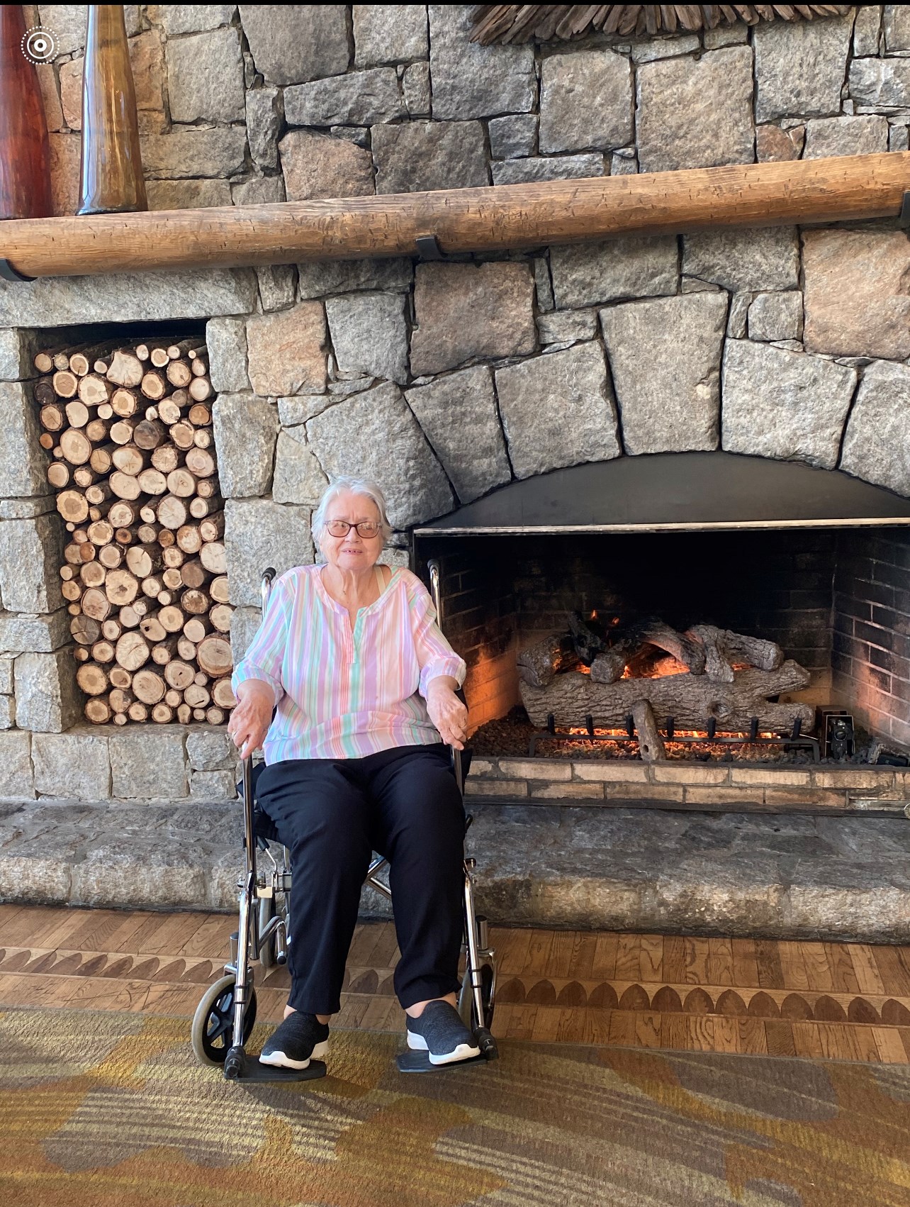 Obituary of Peggy Howard Woods