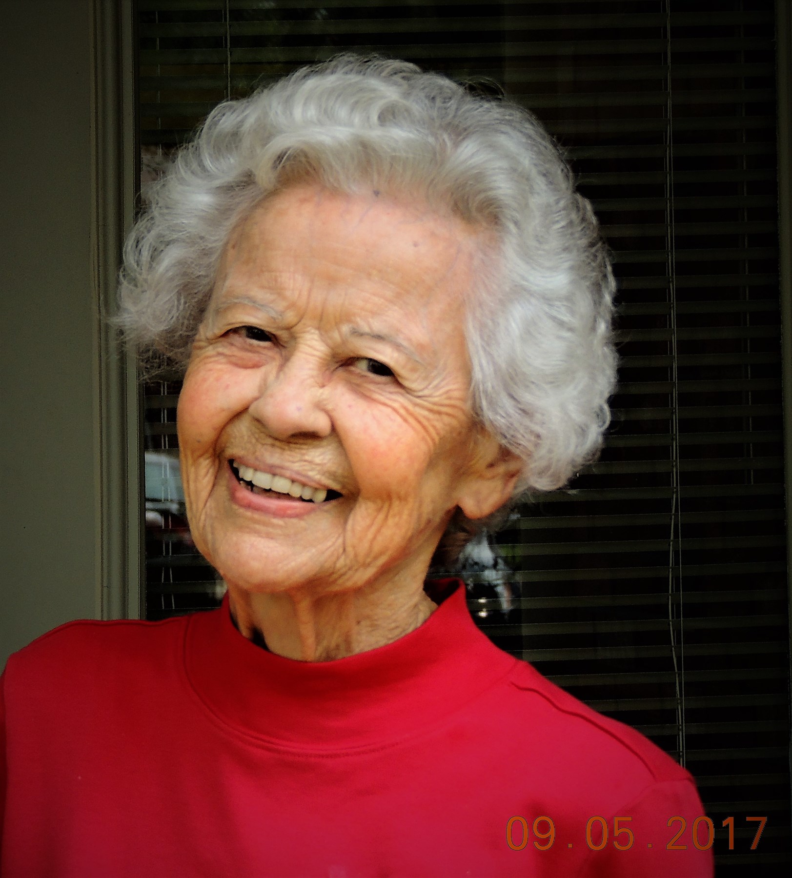 Obituary of Mary Frances Caffey Hollar