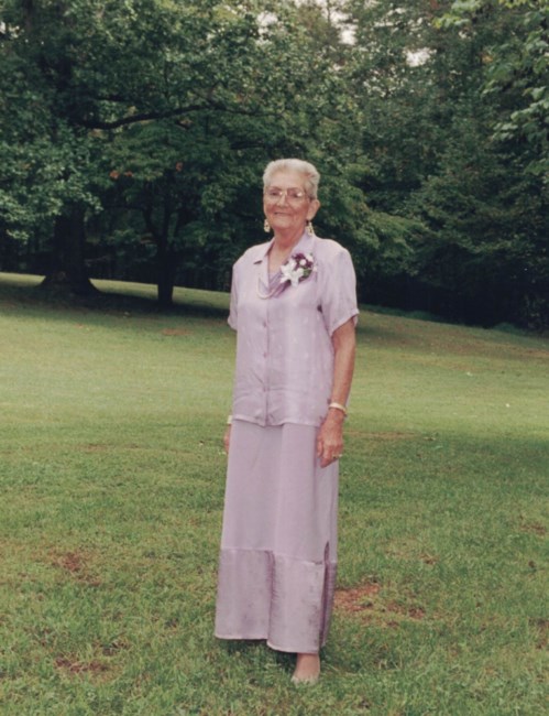  Obituario de Joann Shelton