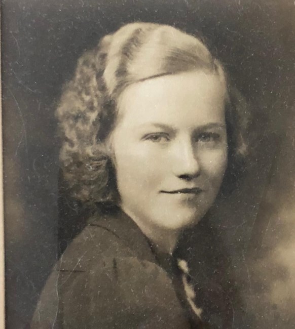 Obituario de Ruth E. Baker