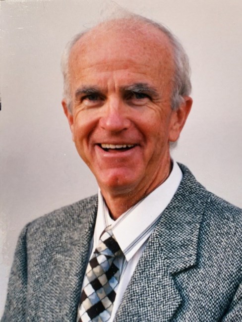 Avis de décès de John Warren Donahue