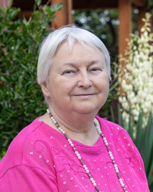 Obituary of Sieglinde Fehrenbach