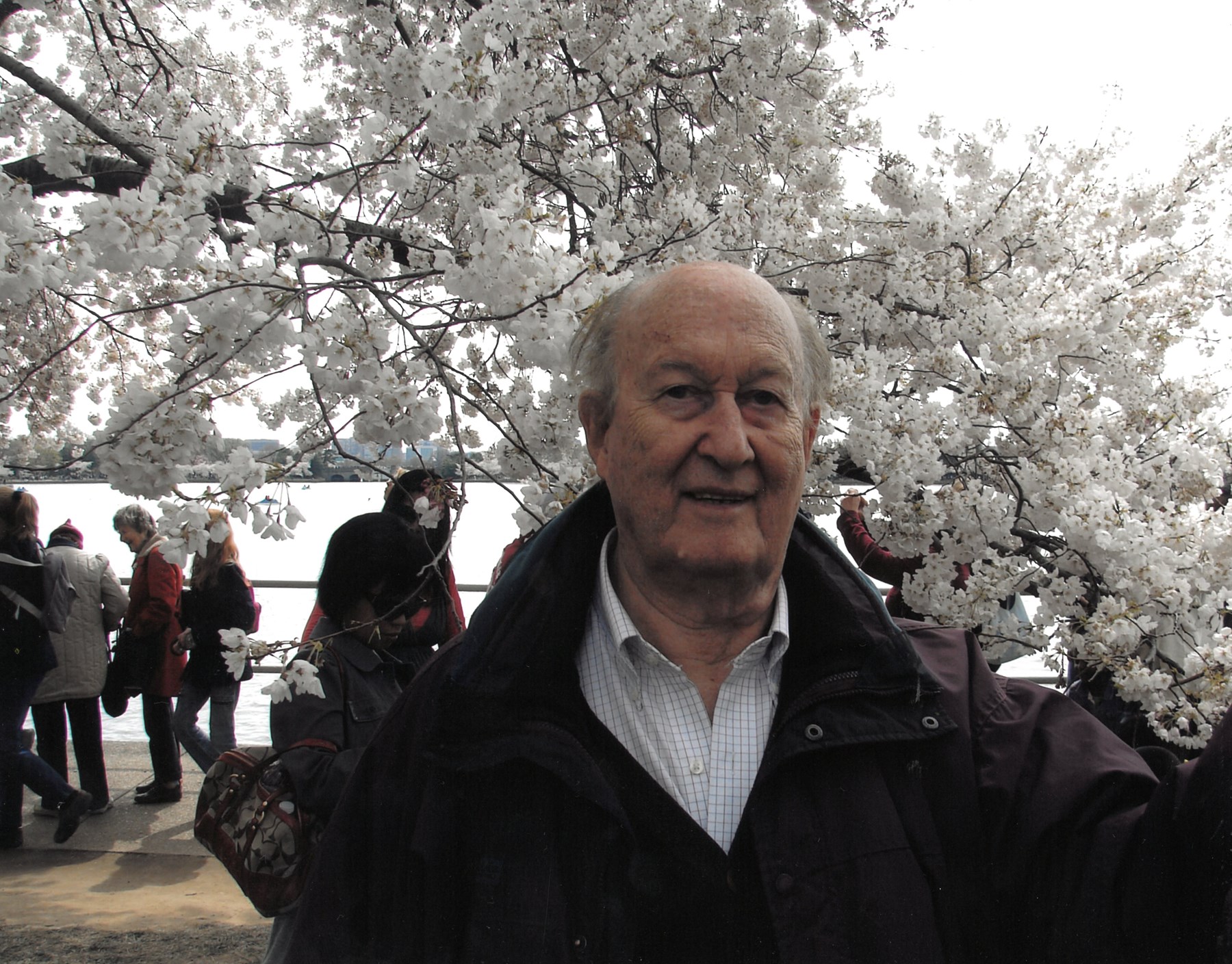 Obituary of Leif Moller