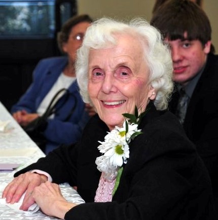 Obituary of Gladys Margaret McKenzie Kitchens