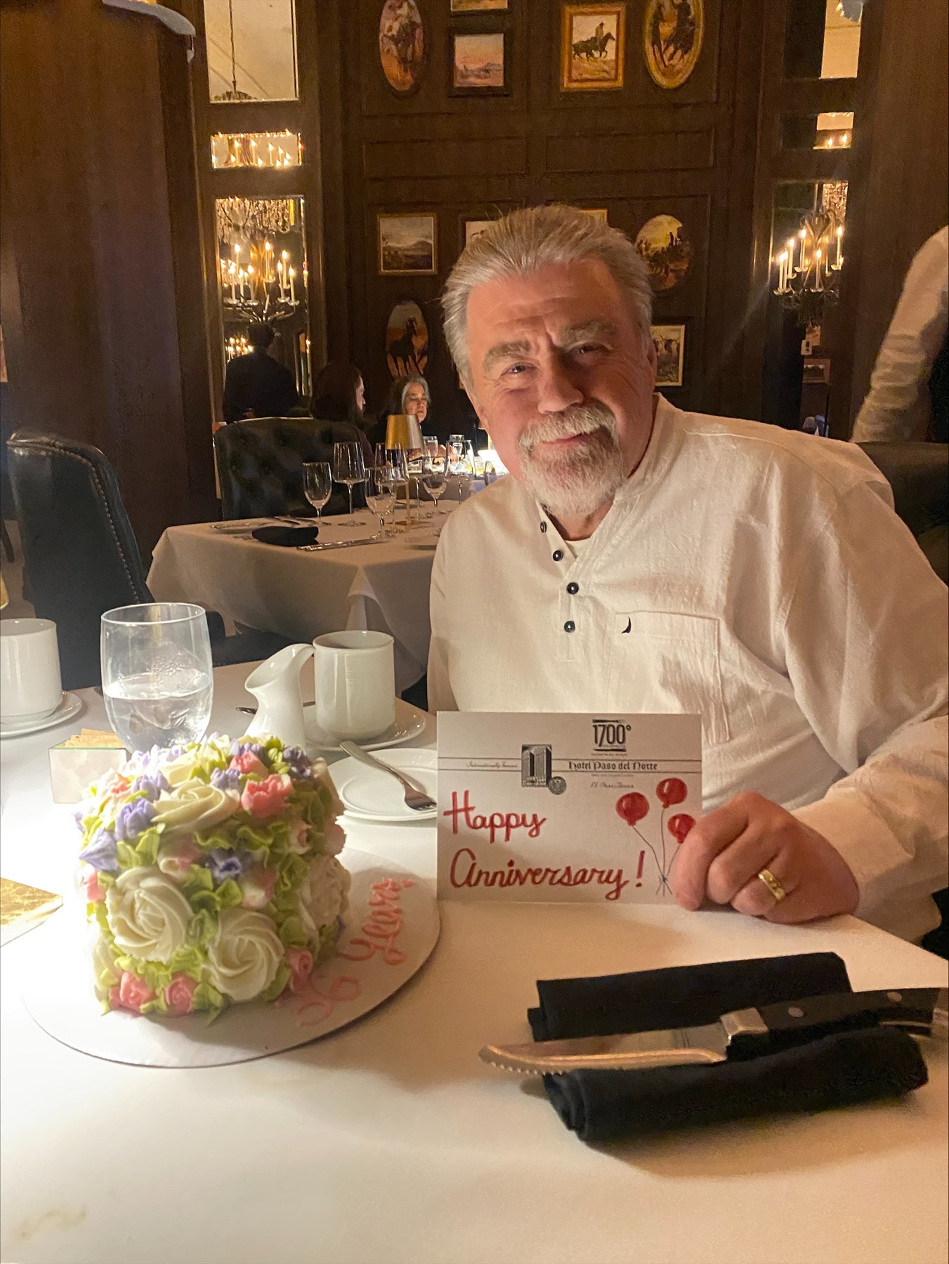 Obituary of Roger Wesley Hovis