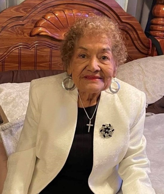 Obituario de Elvira Aguilar Reyes