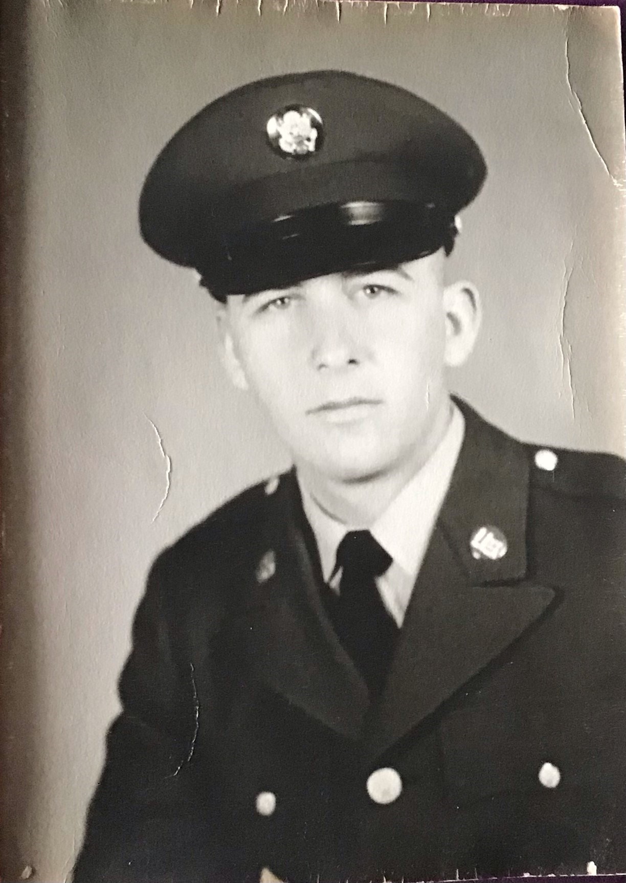 Avis de décès de George W. Fisher Jr.