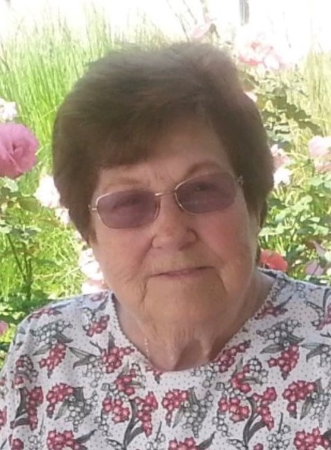 Obituary of Beryl "Bb" Hess