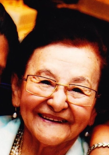 Obituary of Maria H. Pacheco