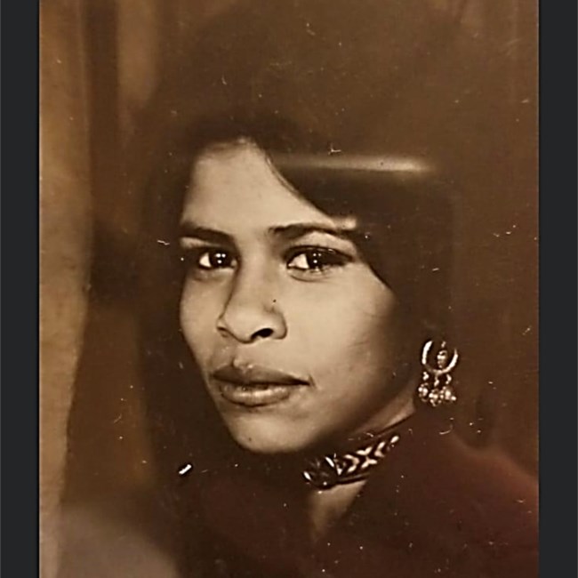 Obituary of Carmen Flores Heine