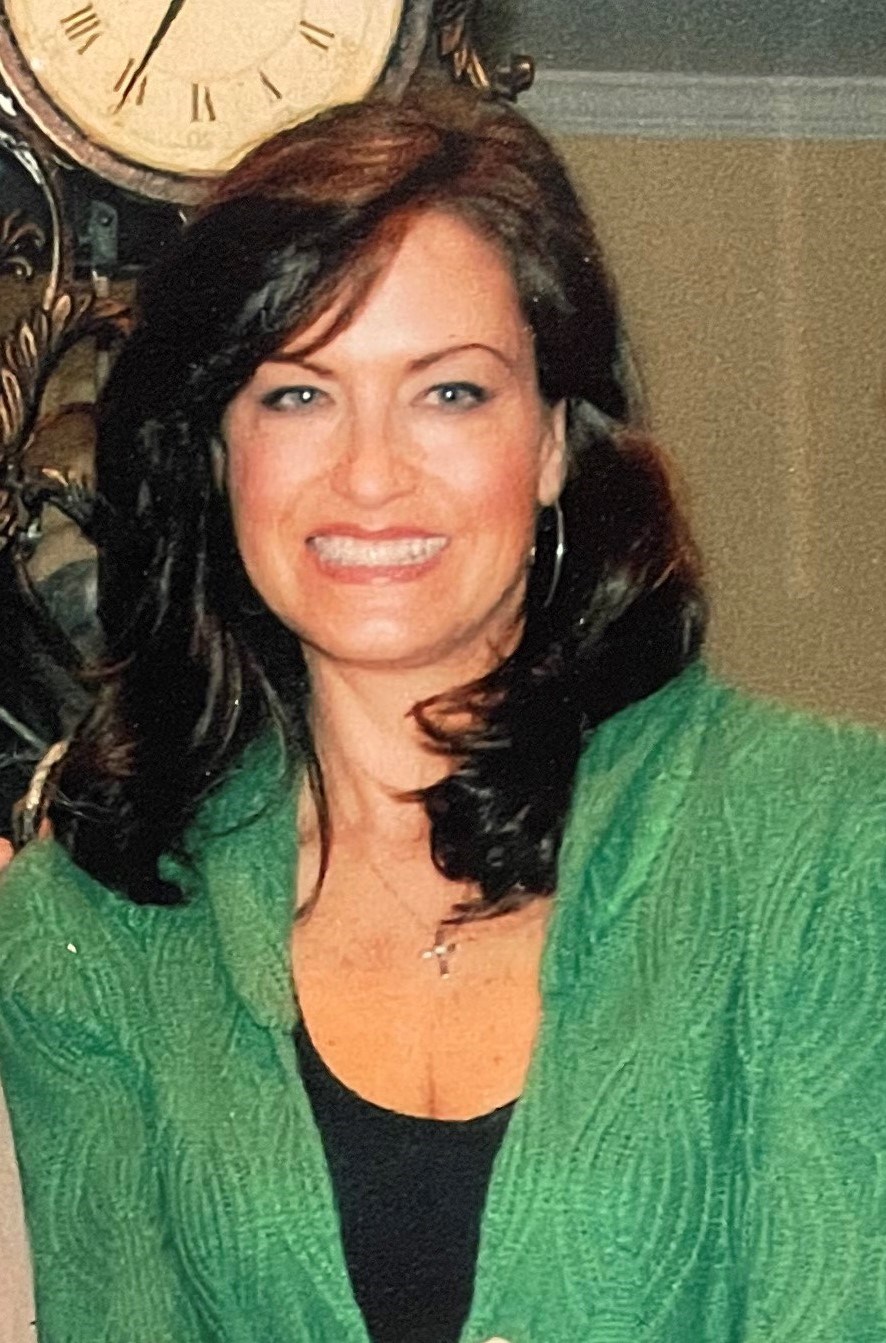 Renee ropa 2025