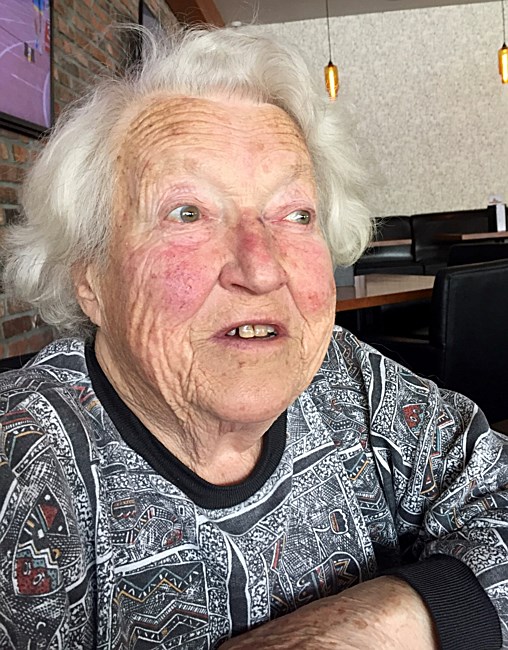 Obituary of Roy Beatrice Elizabeth Duncan (nee Bell)