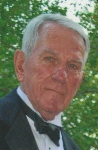 Obituario de Paul E. Lippmann