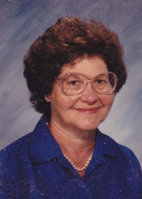 Obituary of Helen Clara Harpring Navarra