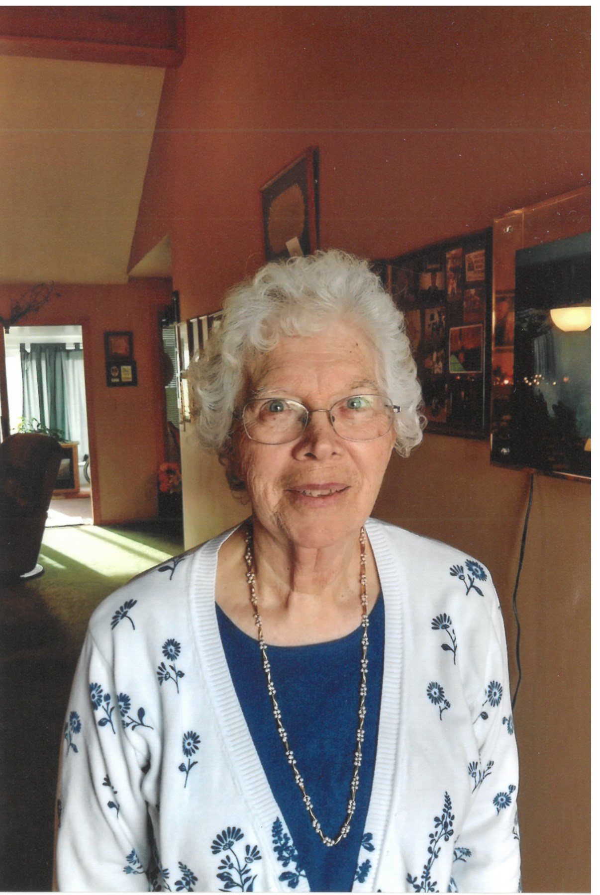 Obituary of Carol Virginia Stovall