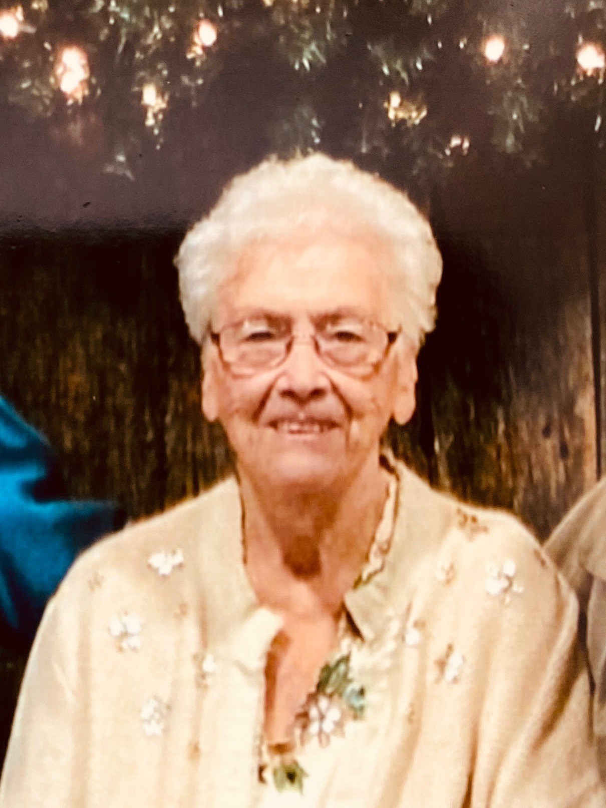 Obituary of Mildred May Veasey