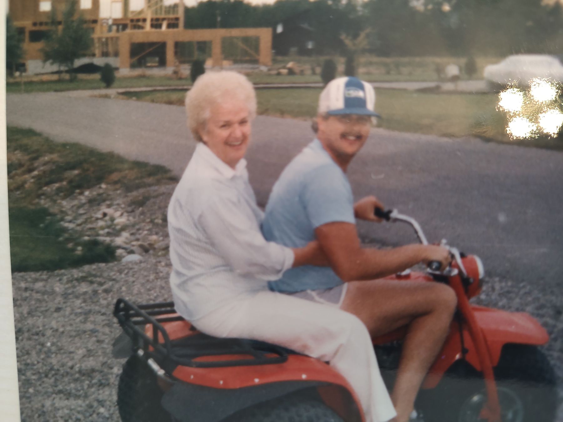 Obituary of Jean Gloria Stoecker