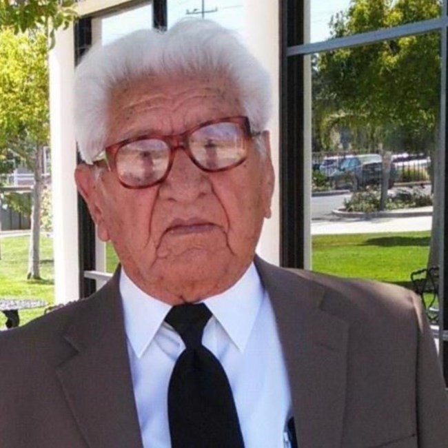 Obituario de Manuel Juarez Muñiz
