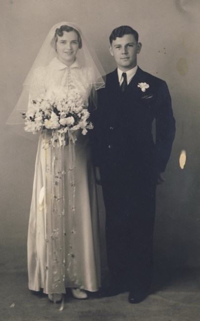 Obituary of Barbara "Bobbie" van Leeuwen