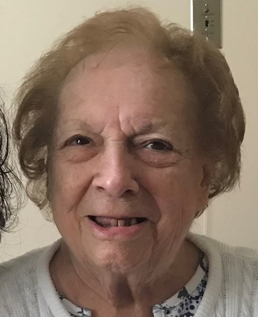 Obituary of Doris E. Estelle