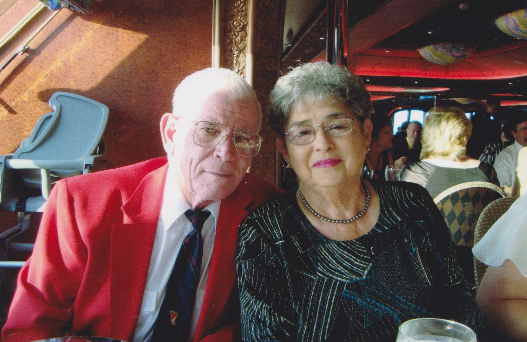 Obituary of Peggy Jeannine Duvall