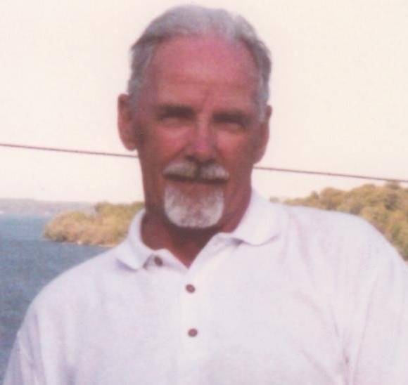 Obituary of Lloyd Davis