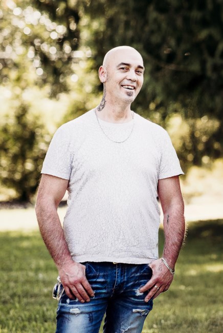 Obituary of Robert Dennis Brady