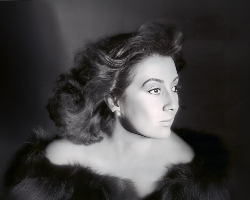 Obituary of Mary Therese "Terry" Costa Weathers