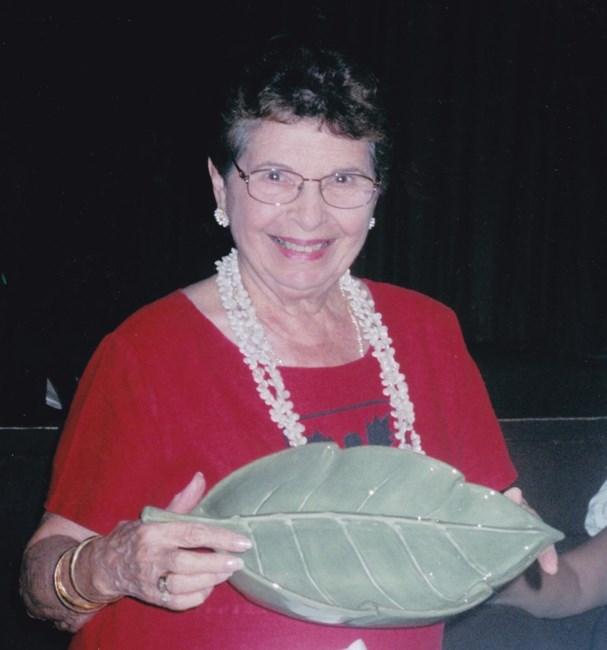 Obituario de Mary Evelyn Cabral