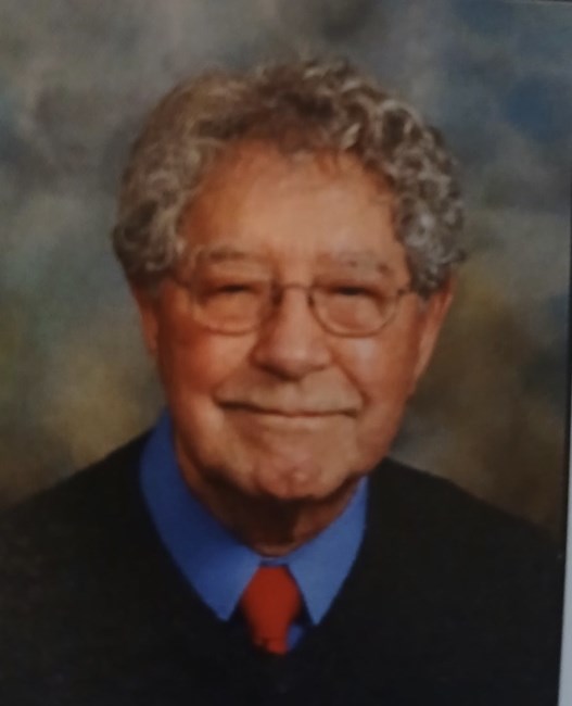 Obituario de Eugene McKelvey