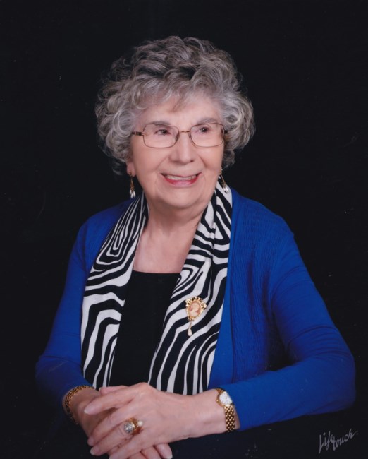 Obituary of Violeta E. Gana de Martinez