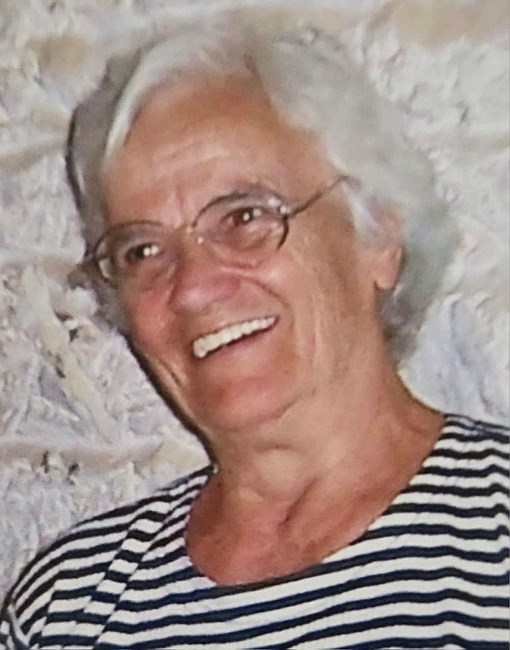 Obituario de Efstathia N. Hios