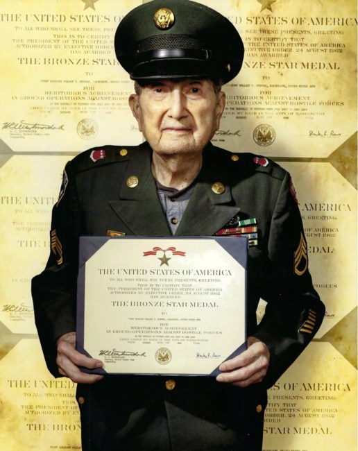 Obituary of Wallace T. Dismuke