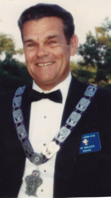 Avis de décès de James K. Walker