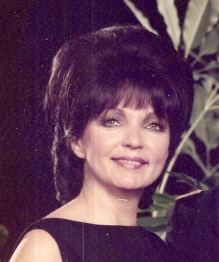 Obituary of Loretta Lee Hoover