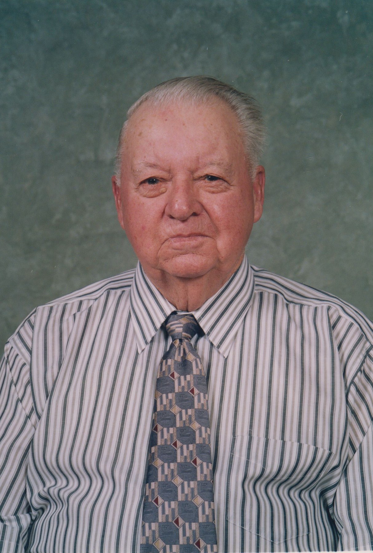 Obituary of Howard Smart