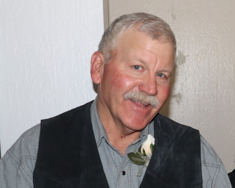 Obituary of Robert "Bob" Eugene Dickinson