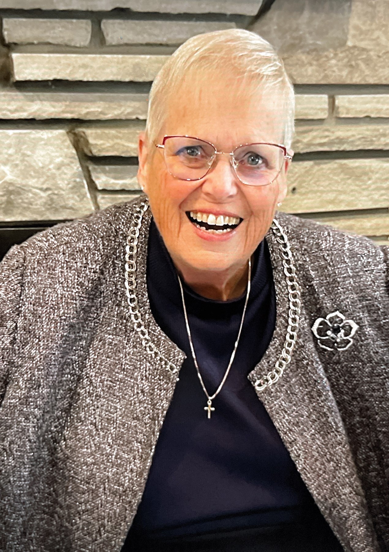 Obituary of Barbara Ellen Ann Munroe