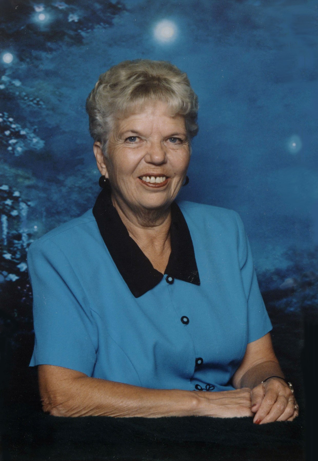 Obituary of Mary Lois Cloer Roberts
