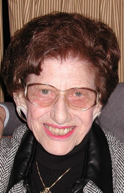 Obituario de Mrs. Gertrude Taichman Rosenblat
